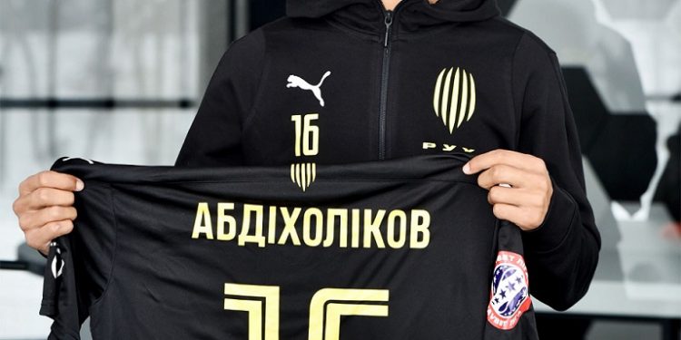 Львівській РУХ підписав нападника збірної Узбекистану Бобіра Абдіхолікова